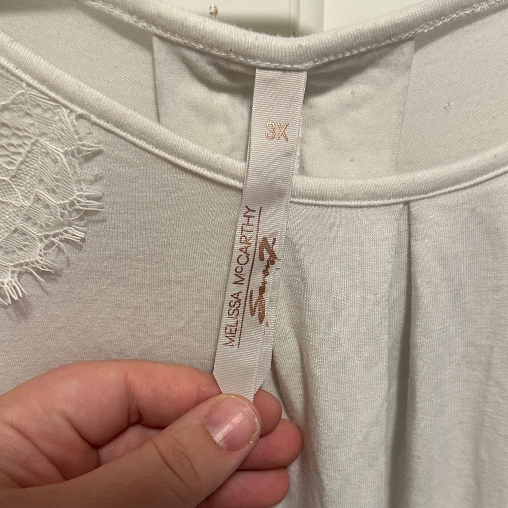 Melissa McCarthy Cream/White Lace Detail Tunic - Picture 2 of 7